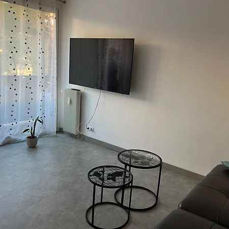 Chambre Avec Salle D'Eau Privee Dans Appartement Partage 200 M Du Tram Montpellier Eksteriør billede