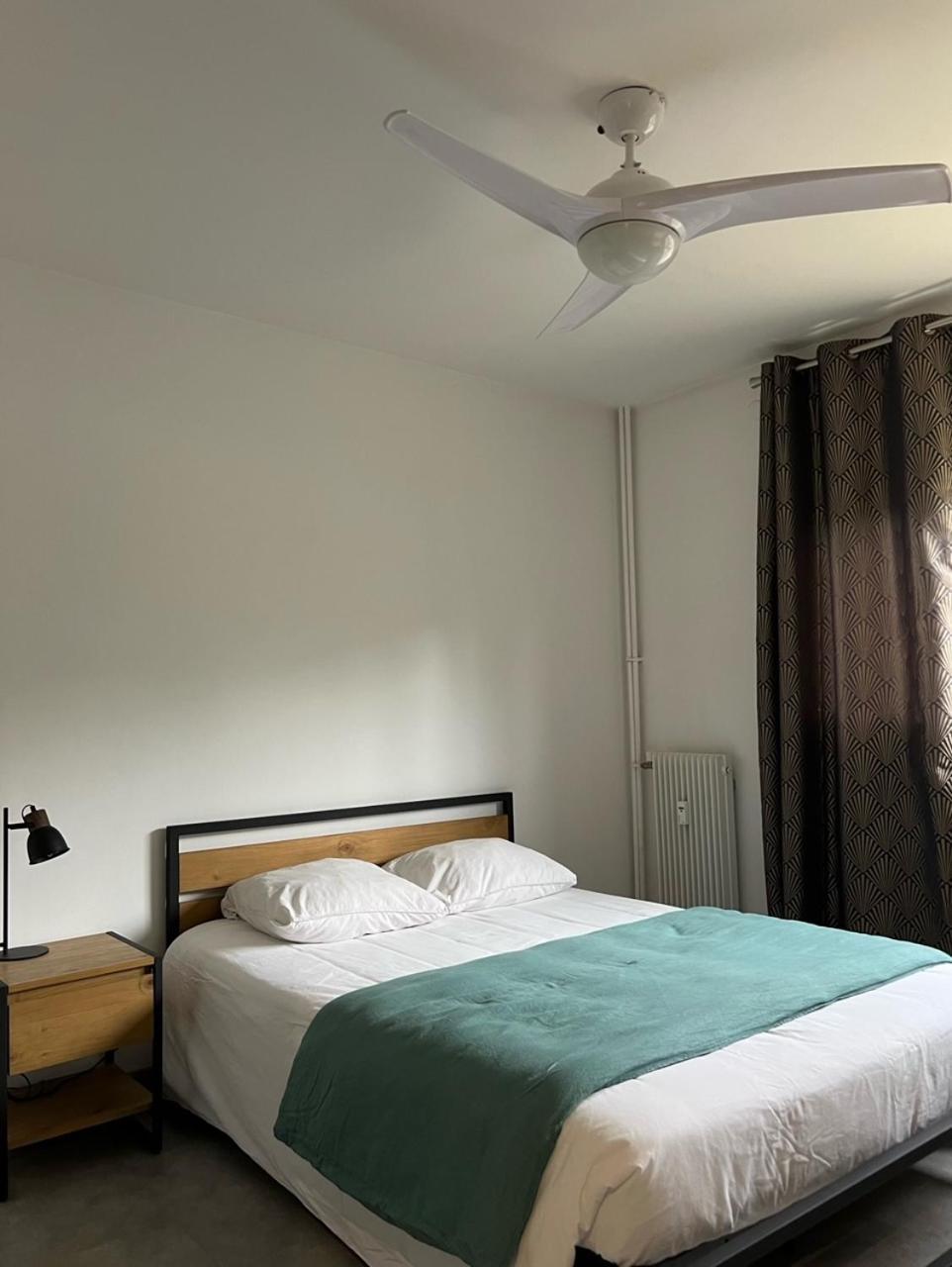 Chambre Avec Salle D'Eau Privee Dans Appartement Partage 200 M Du Tram Montpellier Værelse billede